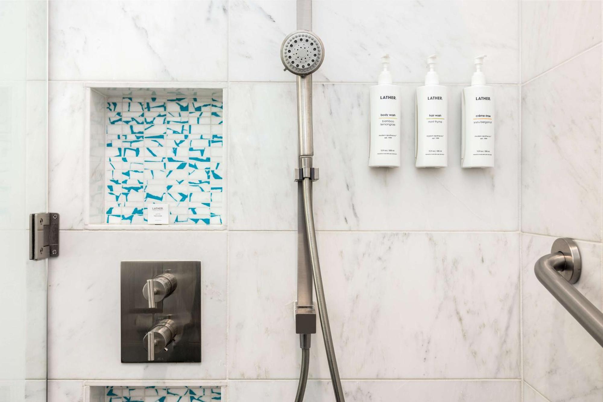 The Art Hotel Denver, Curio Collection By Hilton Extérieur photo